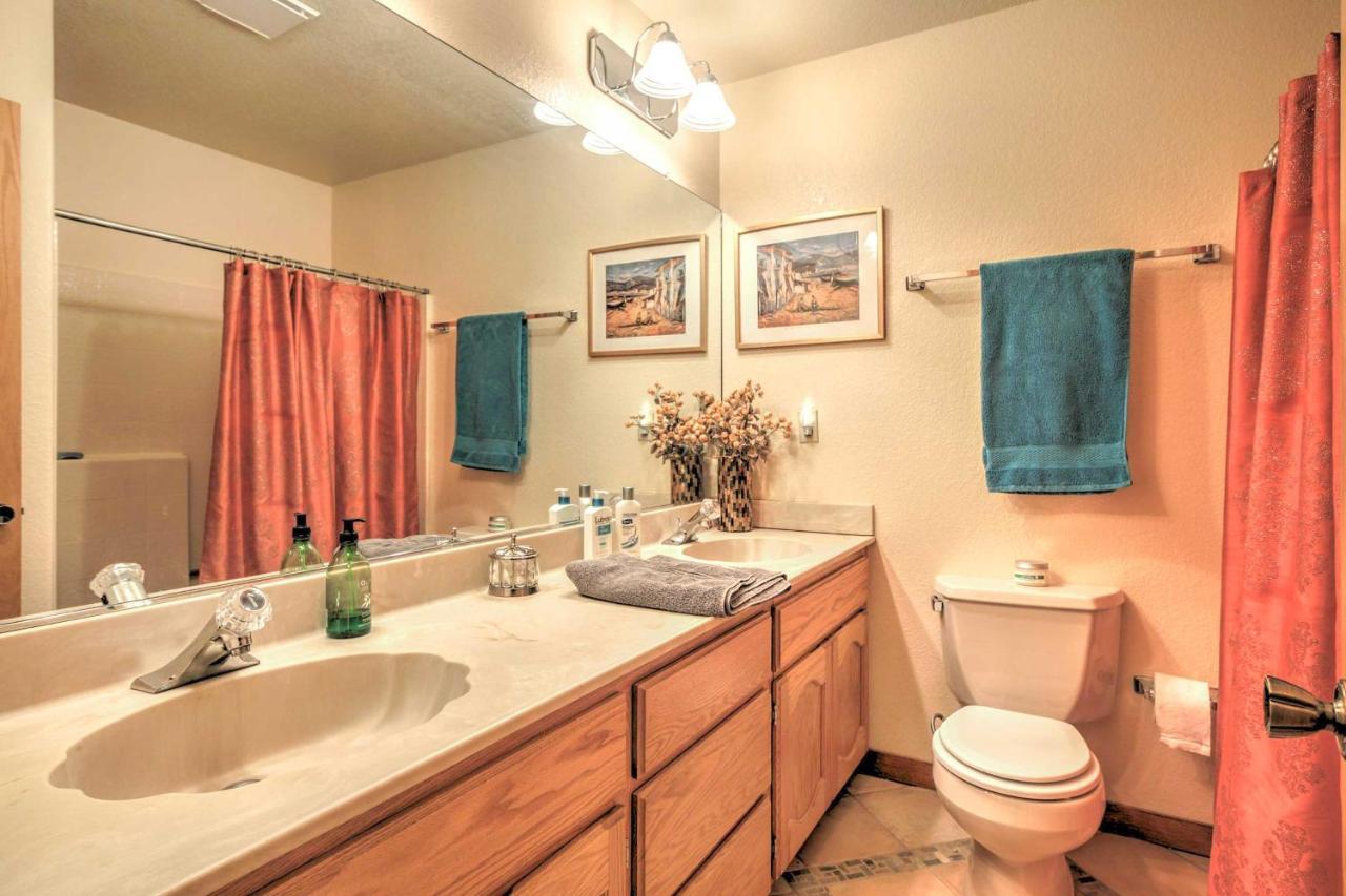 Spacious Kelseyville Home With Large Lakefront Deck! Exterior foto